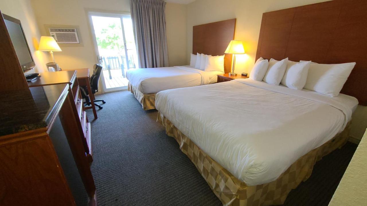Travelodge By Wyndham Gananoque Quarto foto