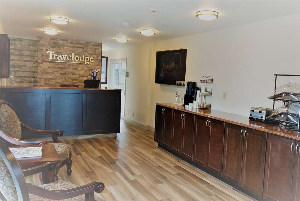 Travelodge By Wyndham Gananoque Interior foto